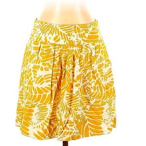 SUPER CUTE YELLOW LEAF PRINT SKIRT🥰😍